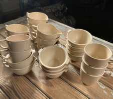 Vintage Trumpet Ware Creamers Sugar Bowls Cups Tan Plastic Cafeteria Lot 25-Pcs 50s 60s