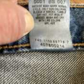 Vintage Levis 550 Denim Blue Jeans Zipper Fly Red Tag 27Wx28L Student Preowned Colombia-Pic7