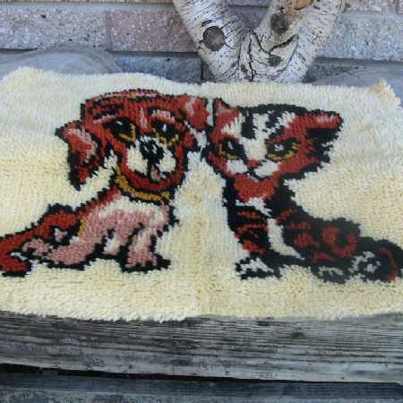 Mid Century Throw Rug Wall Hanging Vintage Hand-Hooked Rug Modern Puppy Kitten