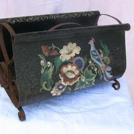 Vintage Shabby Rusty Hand-Painted Tole Toleware Birds & Flowers Magazine Rack
