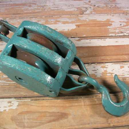 Vintage Industrial Pulley Wood Block Double Wheel Iron Hook 14-In U-W Logo #4of6 D