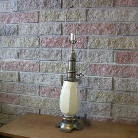 Vintage Brass & Ceramic Stiffel Table Lamp For Parts or Restore Base Cracked 70s