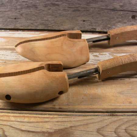 Vintage Wood and Metal Shoe Stretchers Shoe Lasts - Mohawk 4